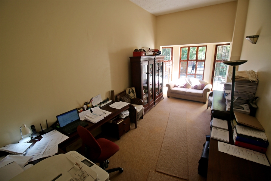 5 Bedroom Property for Sale in Vincent Eastern Cape